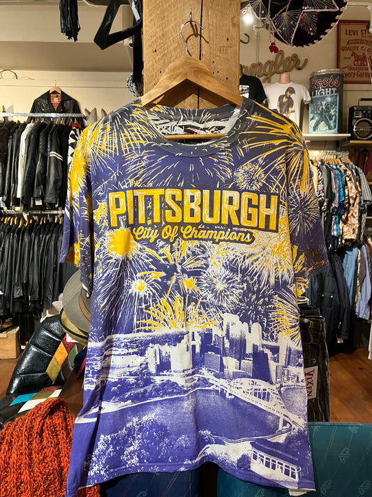 USA Pittsburgh Screen Print - Size: L