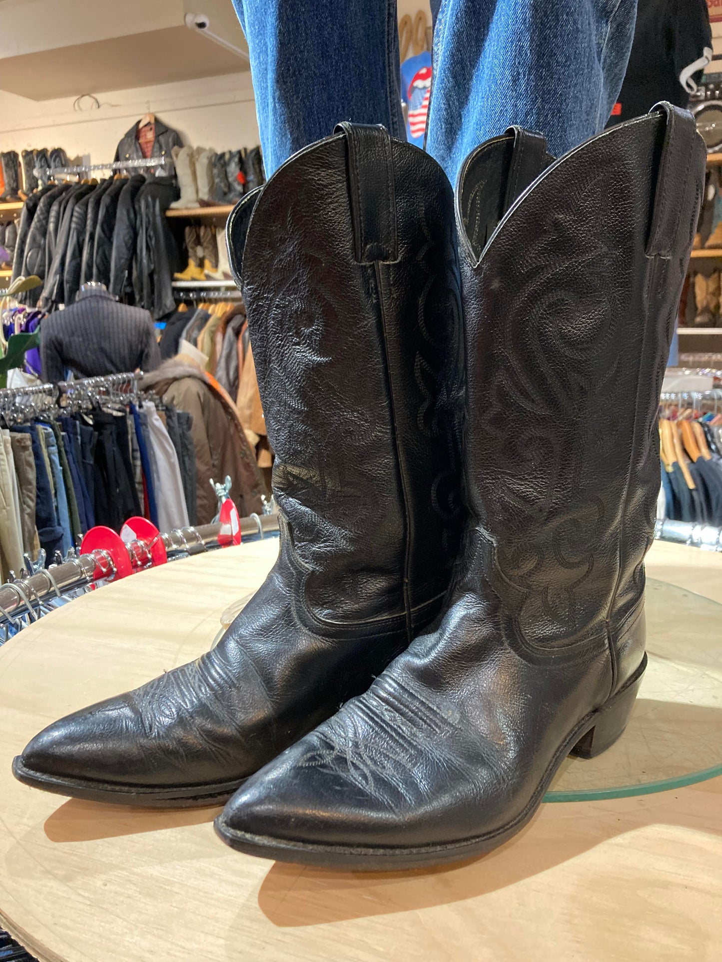 USA Leather Cowboy Boots Size: 9