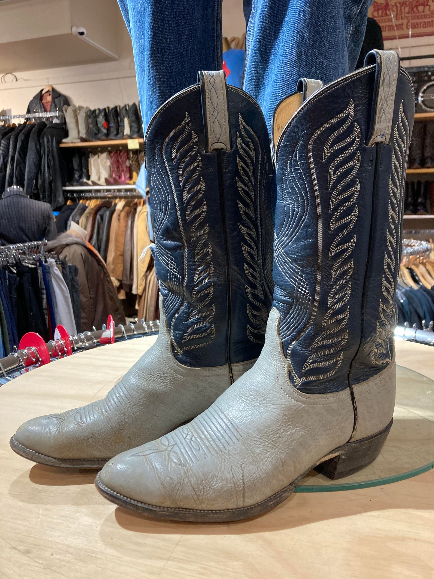 Two Tone Cowboy Boots Size: 9 1/2