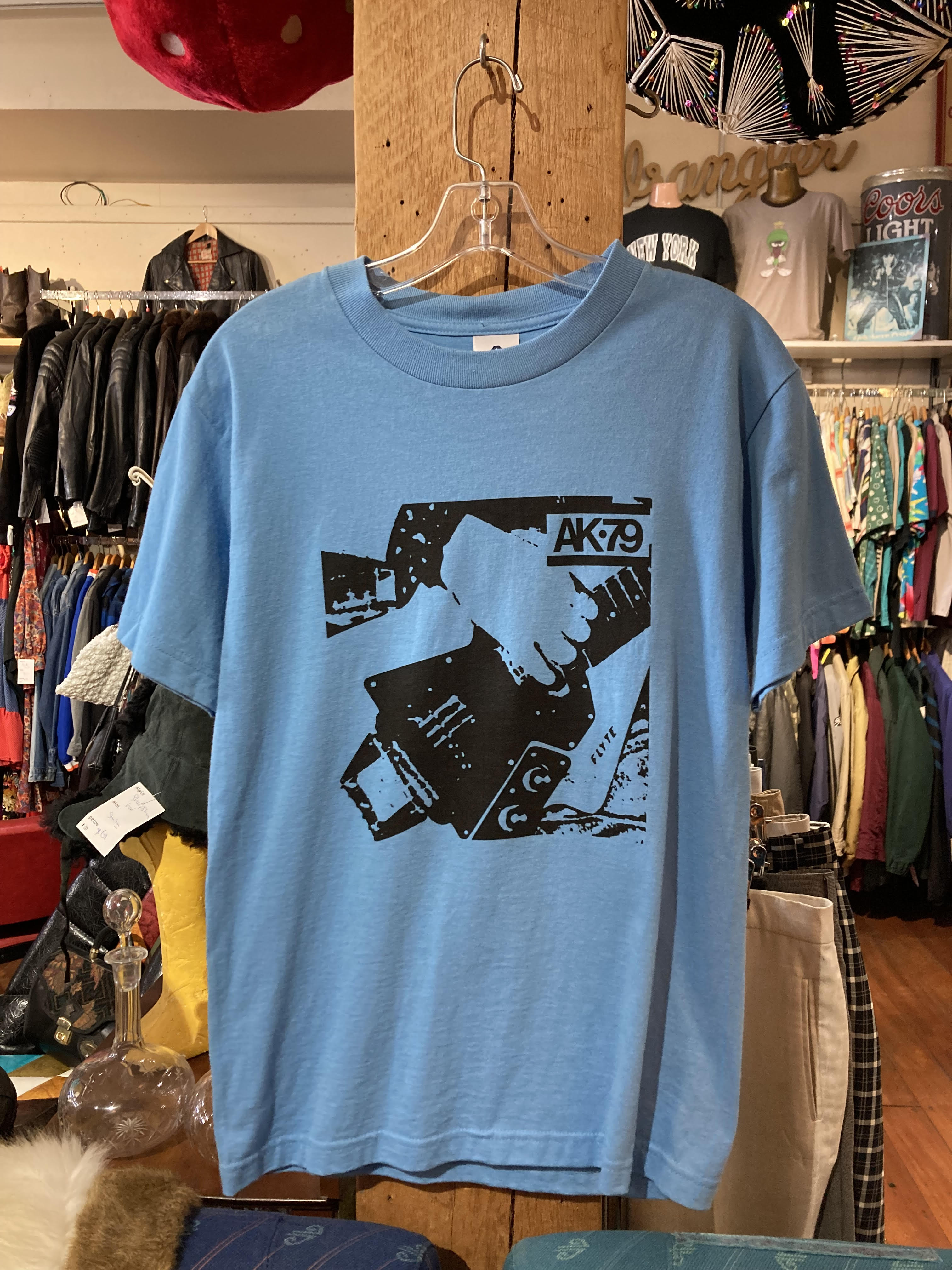 T-shirts – VixenVintage